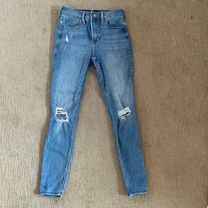 Hollister high-rise super skinny jeans